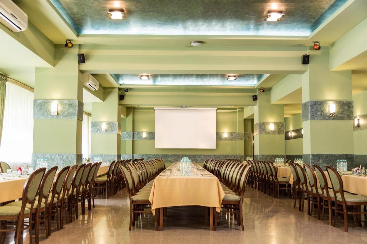 Kompleks Restauracyjno-Noclegowy Rubikon Люблин Экстерьер фото
